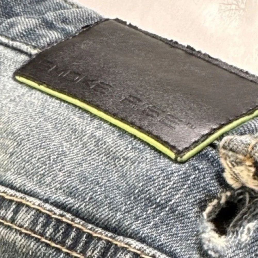 smoke rise ny distressed slim